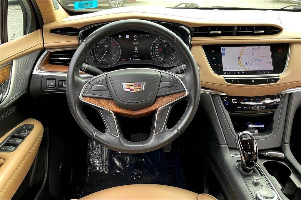 used 2021 Cadillac XT5 car, priced at $30,963