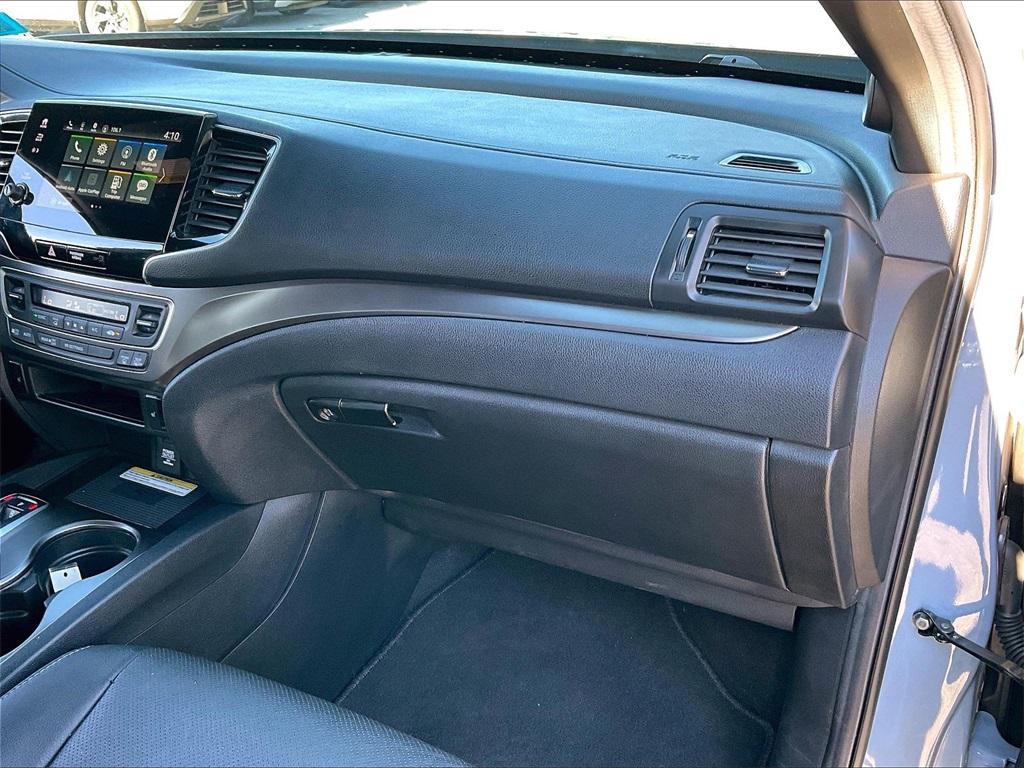 used 2022 Honda Passport car, priced at $31,487