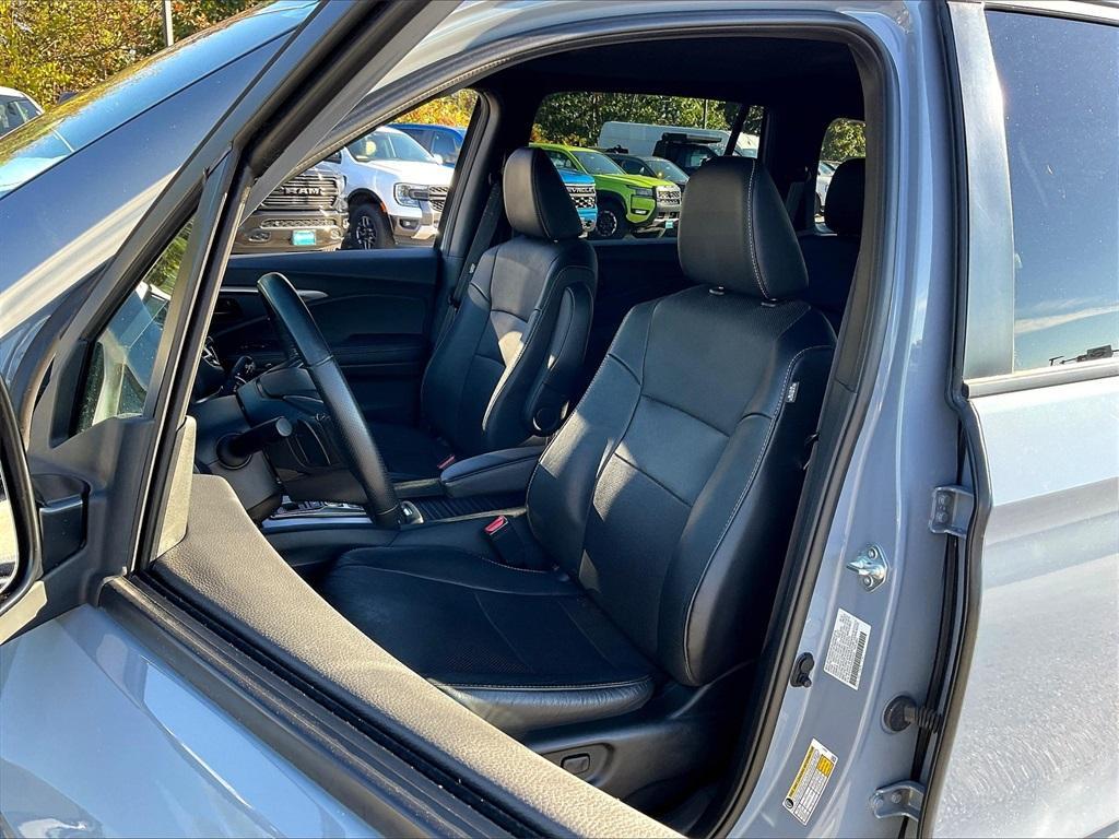 used 2022 Honda Passport car, priced at $31,487