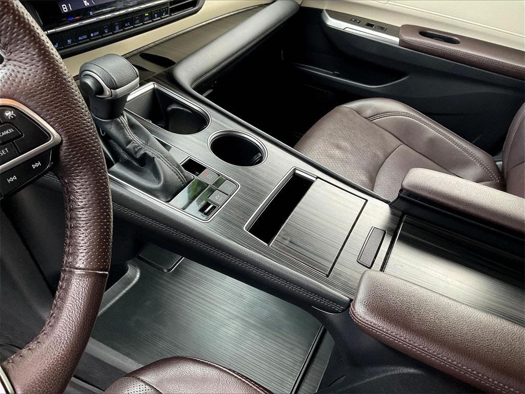 used 2022 Toyota Sienna car, priced at $45,223
