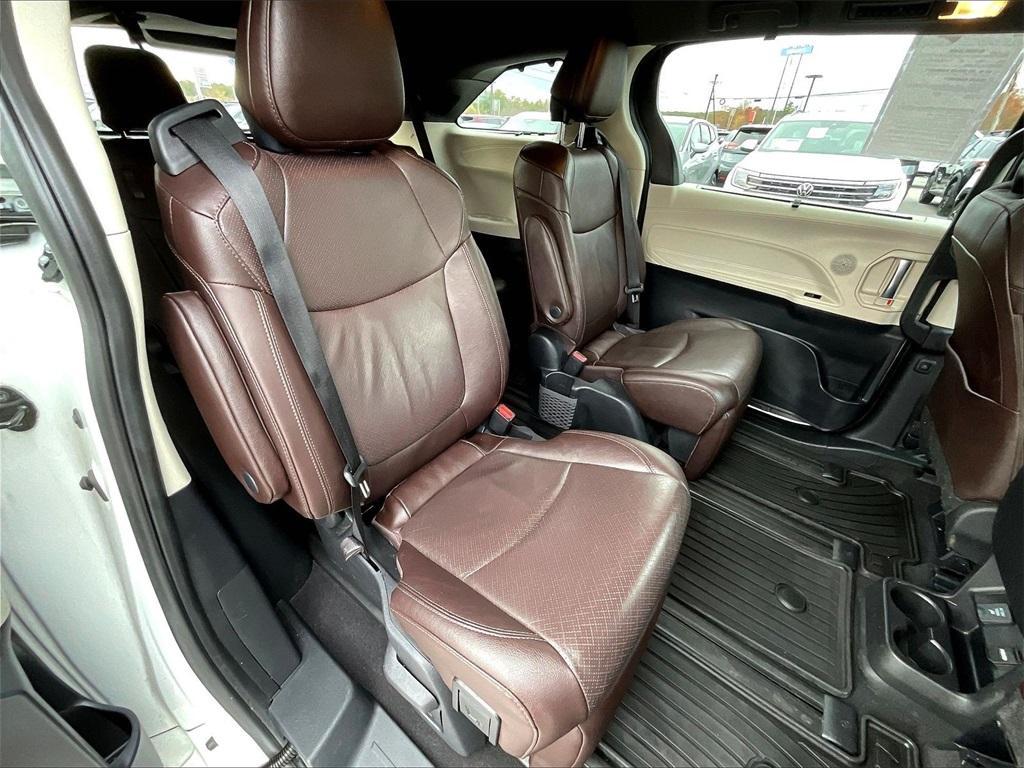 used 2022 Toyota Sienna car, priced at $45,223