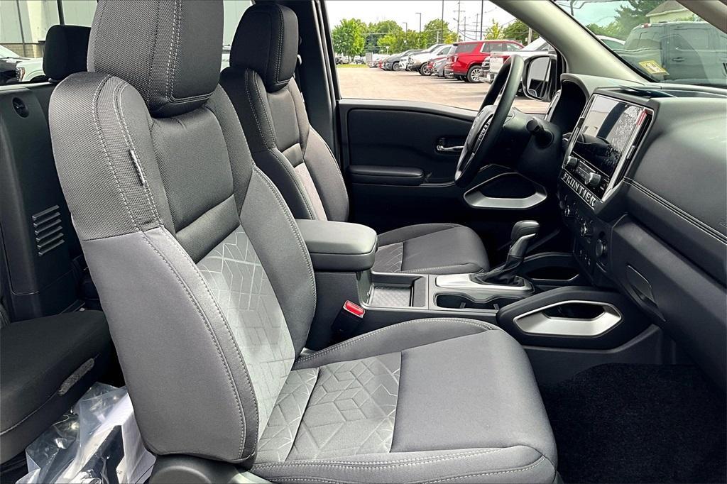 used 2025 Nissan Frontier car, priced at $33,989