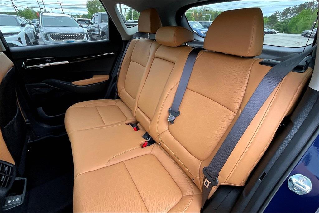 new 2025 Kia Seltos car, priced at $27,737
