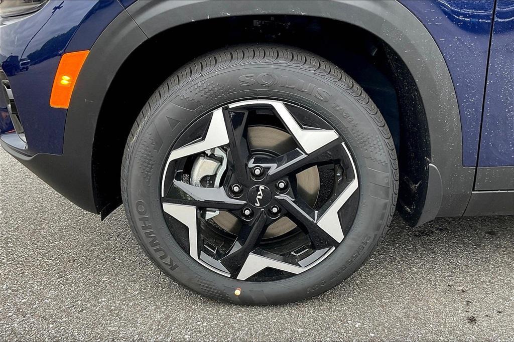 new 2025 Kia Seltos car, priced at $27,737