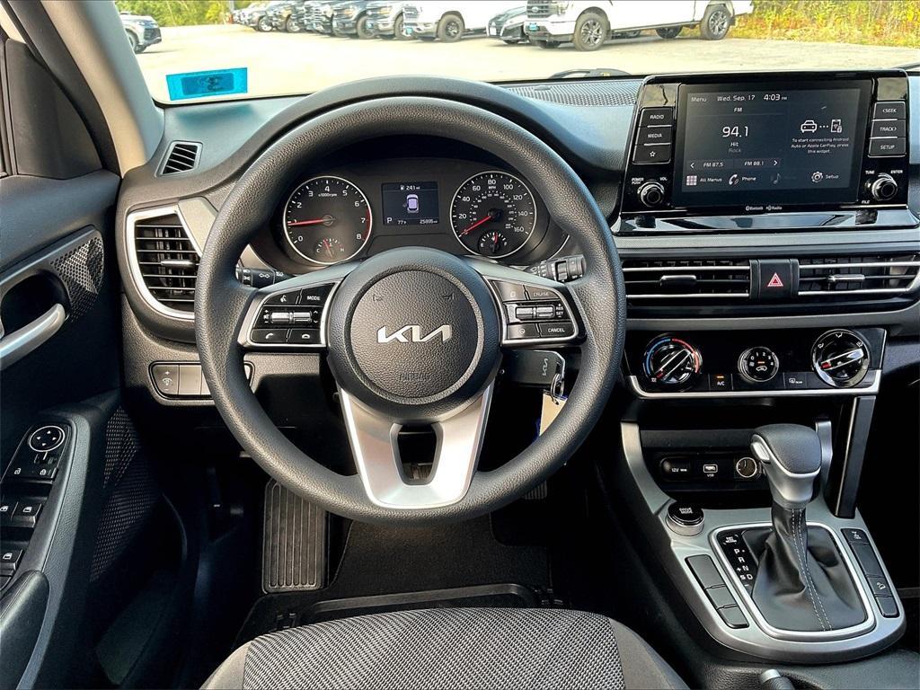 used 2023 Kia Seltos car, priced at $20,387
