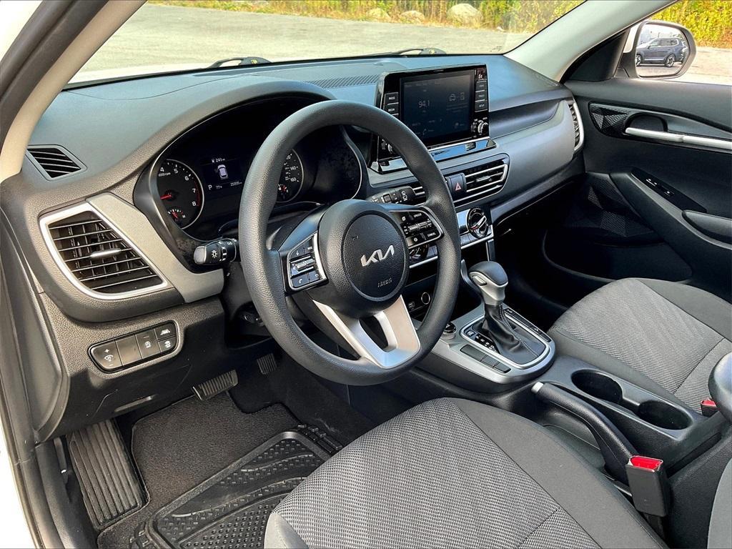 used 2023 Kia Seltos car, priced at $20,387