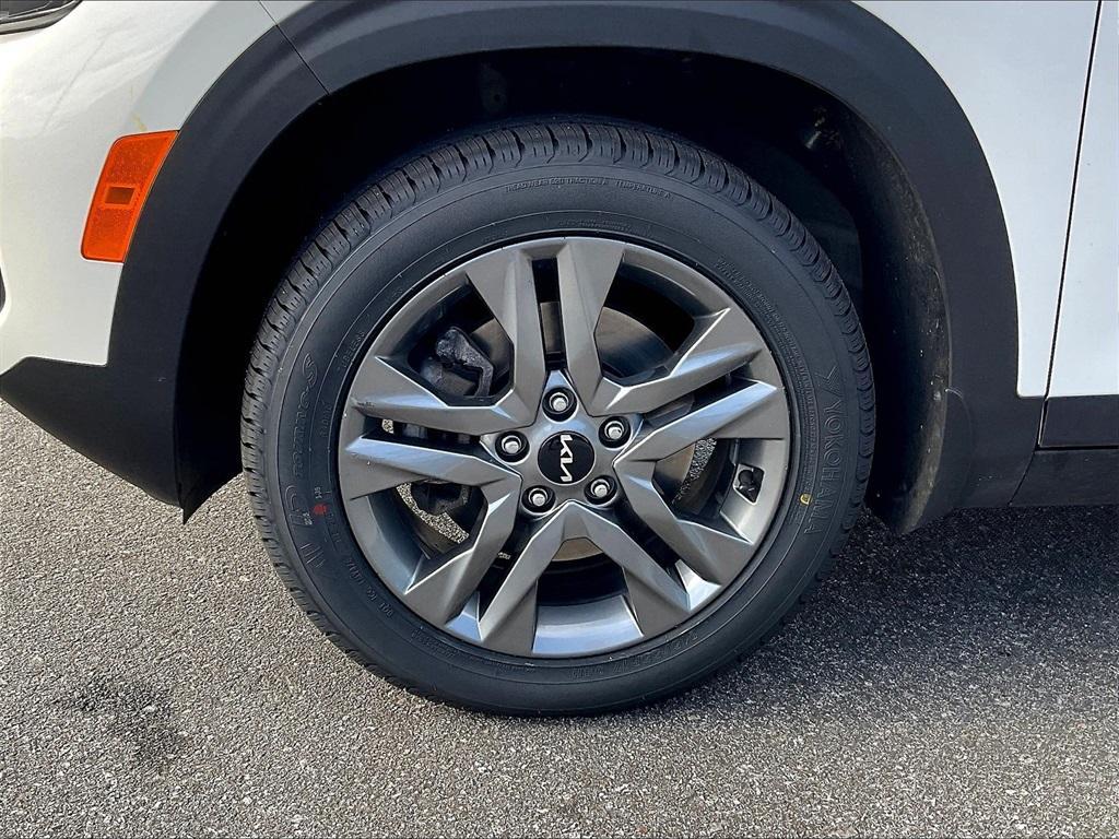 used 2023 Kia Seltos car, priced at $20,387