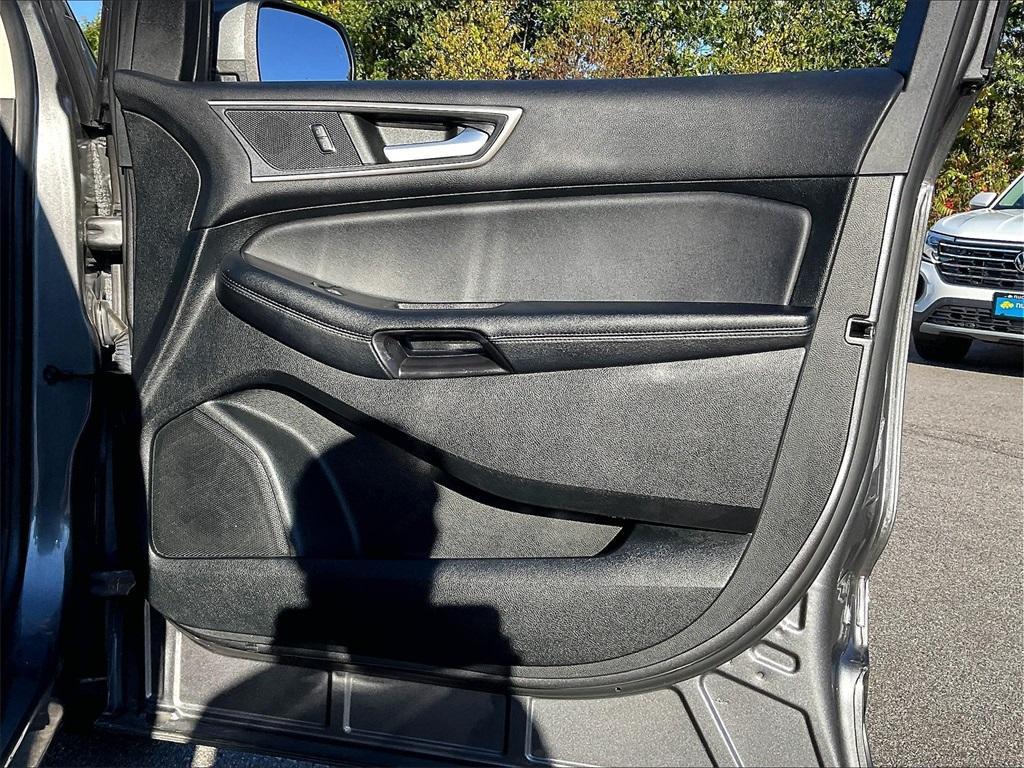 used 2022 Ford Edge car, priced at $21,823