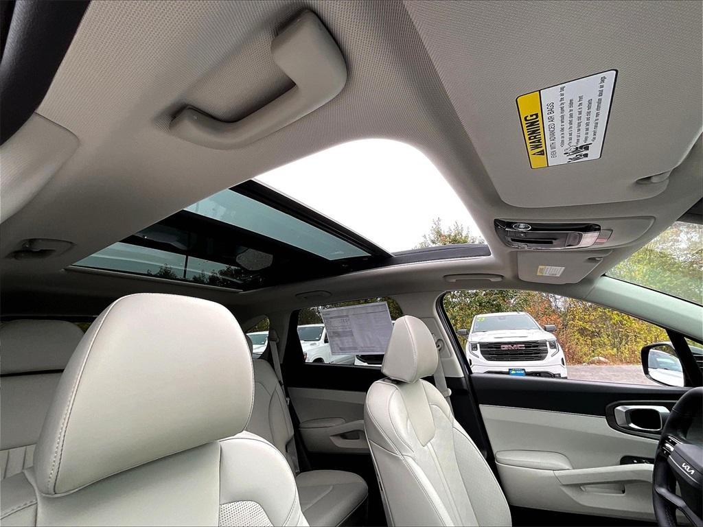 new 2026 Kia Sorento car, priced at $41,262
