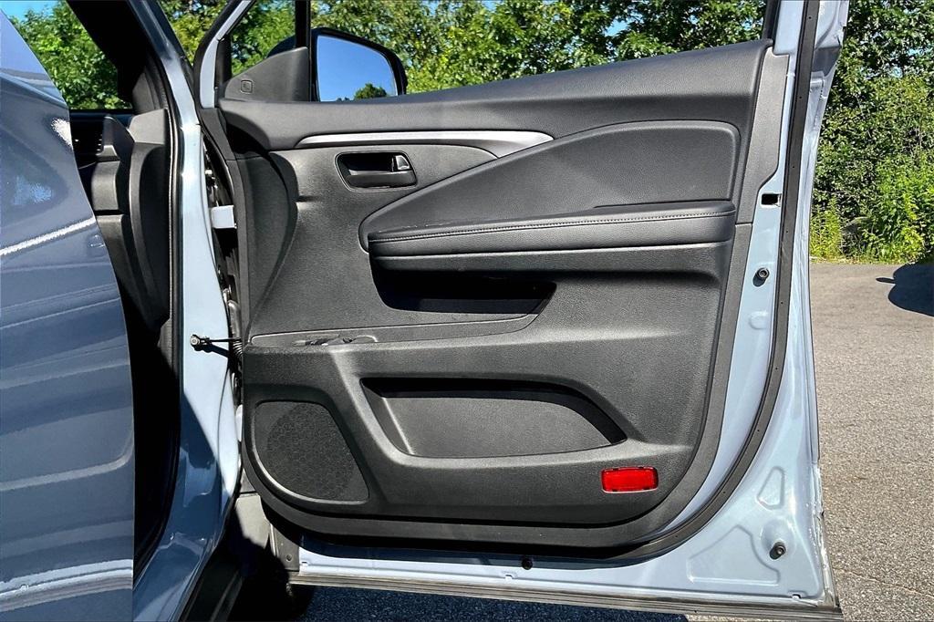 used 2023 Honda Passport car, priced at $30,557