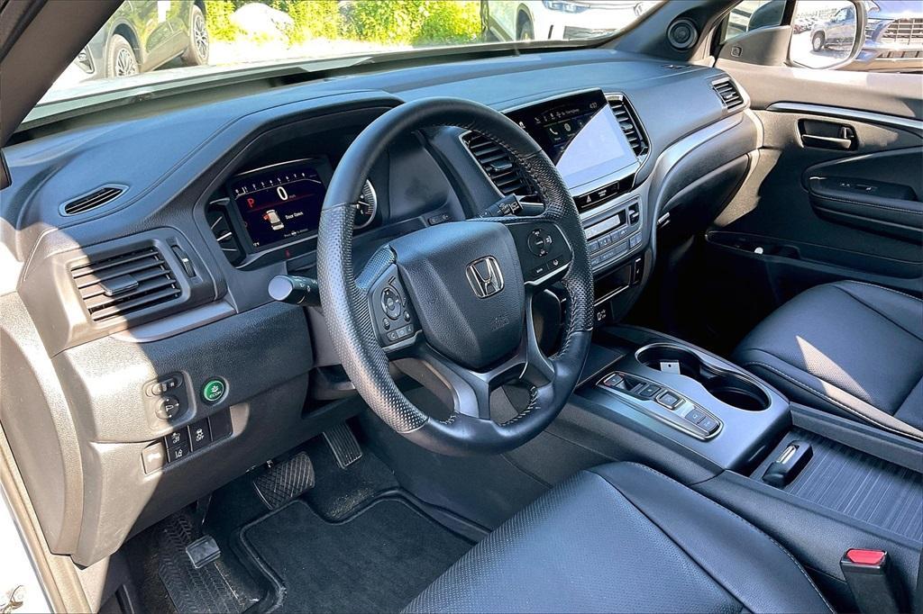 used 2023 Honda Passport car, priced at $30,557