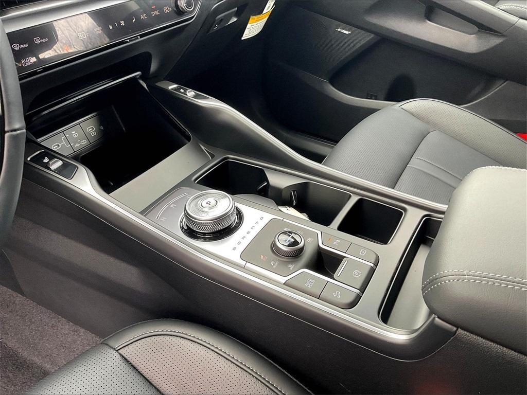 new 2026 Kia Sorento Hybrid car, priced at $42,885