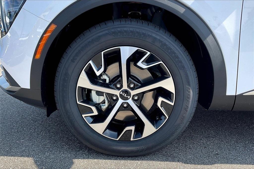 new 2025 Kia Sportage car, priced at $28,024