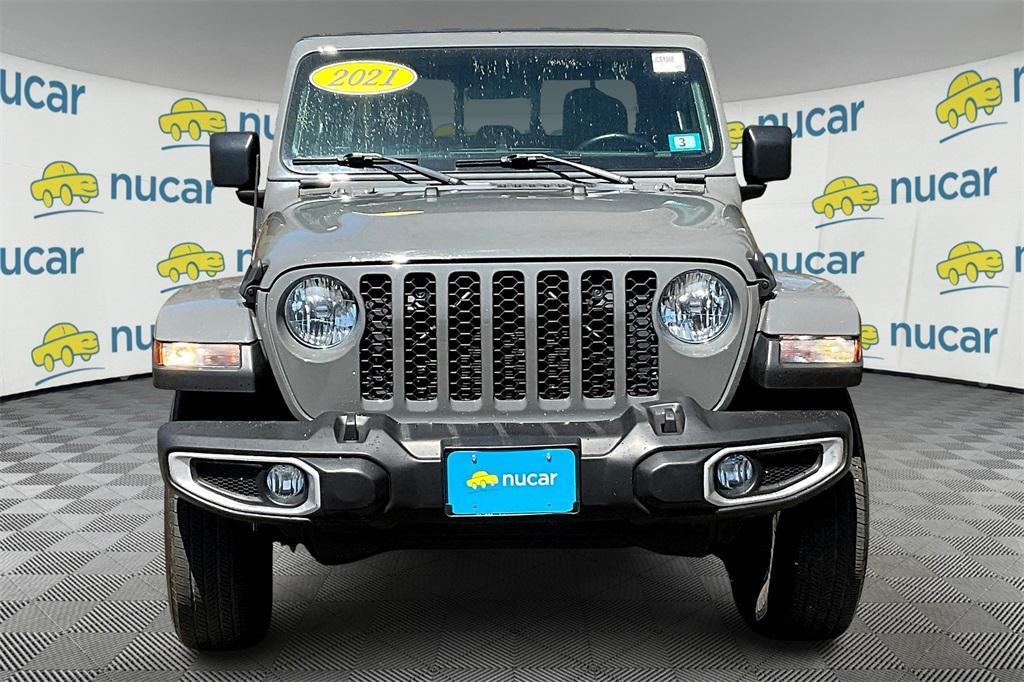 used 2021 Jeep Gladiator car, priced at $30,744