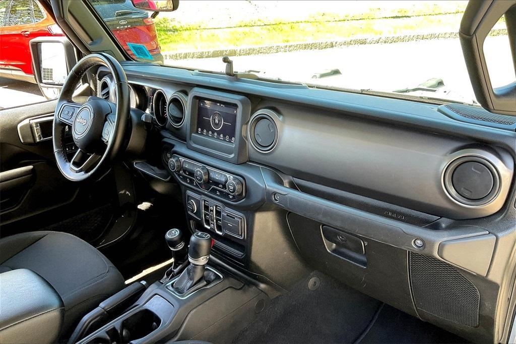 used 2021 Jeep Gladiator car, priced at $30,744