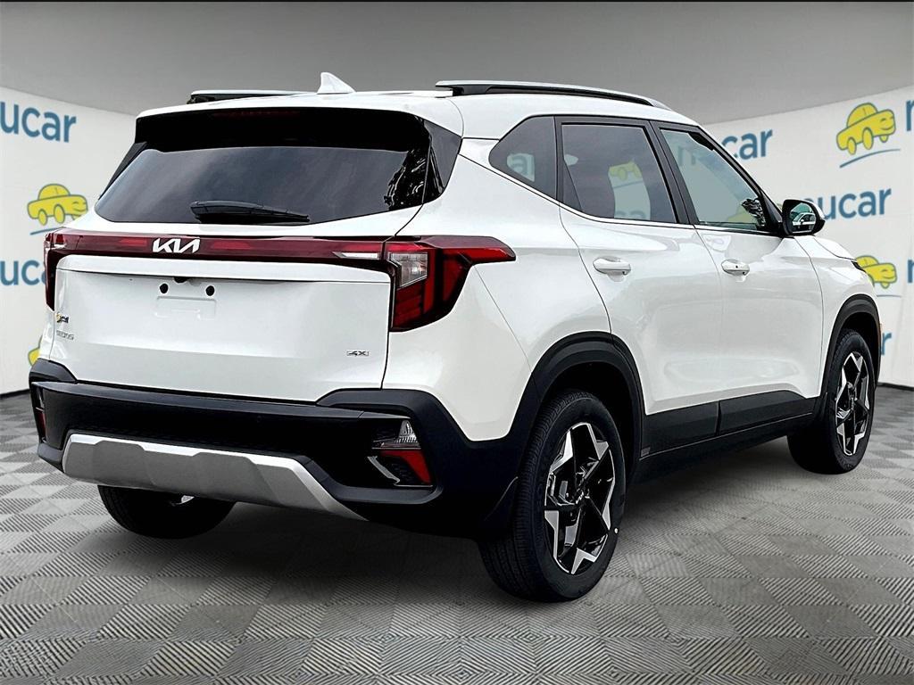 new 2025 Kia Seltos car, priced at $26,922
