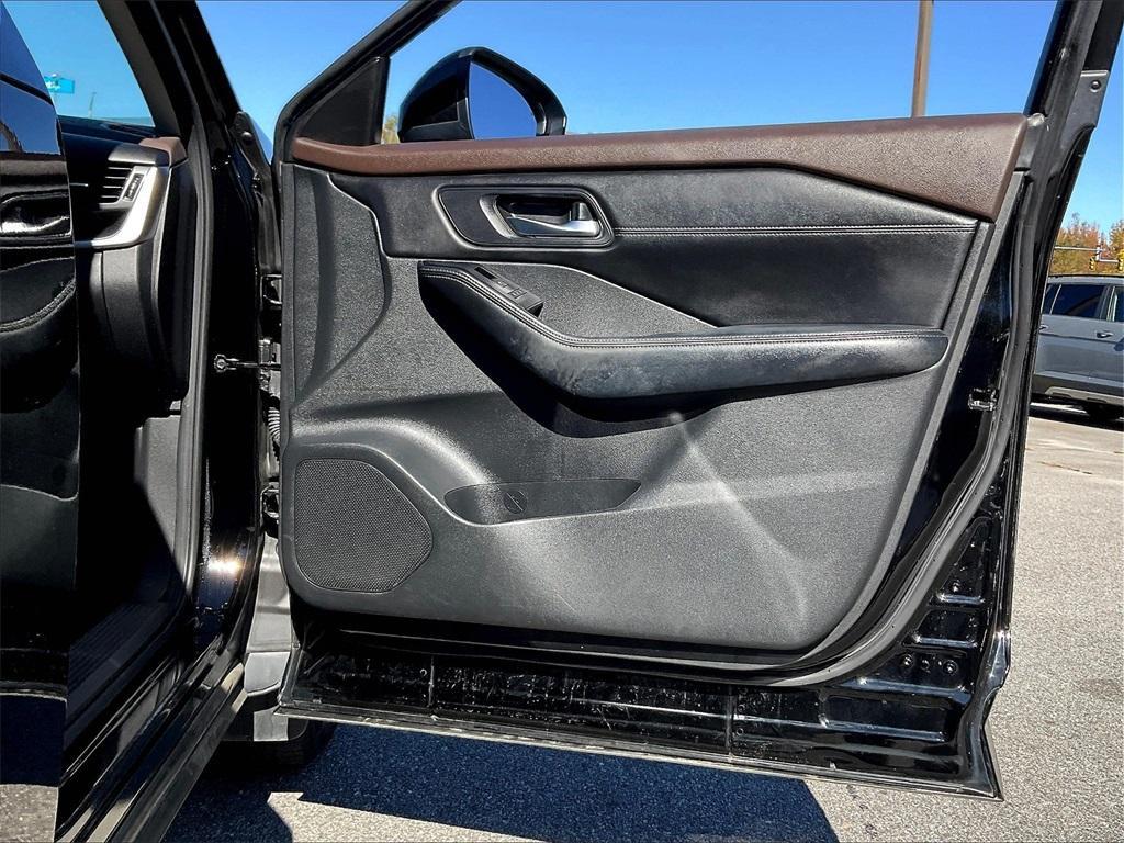 used 2023 Nissan Rogue car, priced at $22,963