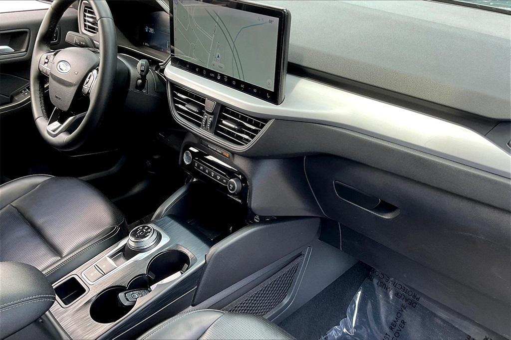 used 2023 Ford Escape car, priced at $25,887