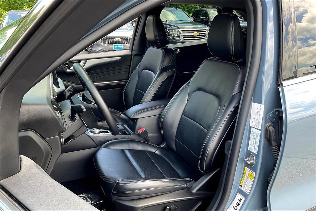 used 2023 Ford Escape car, priced at $25,887