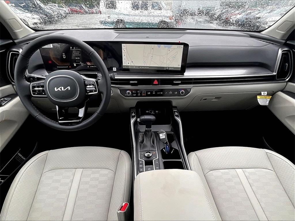new 2025 Kia Sorento car, priced at $35,577