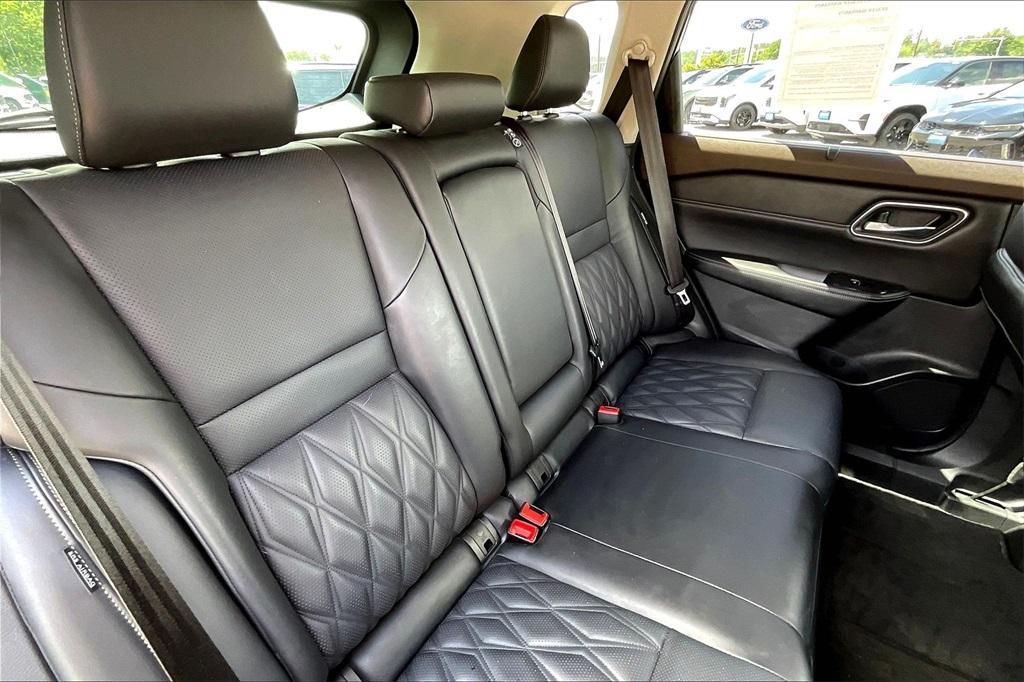 used 2023 Nissan Rogue car, priced at $29,967