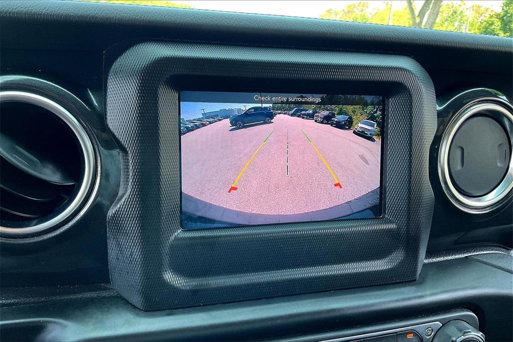 used 2021 Jeep Wrangler Unlimited car, priced at $35,423