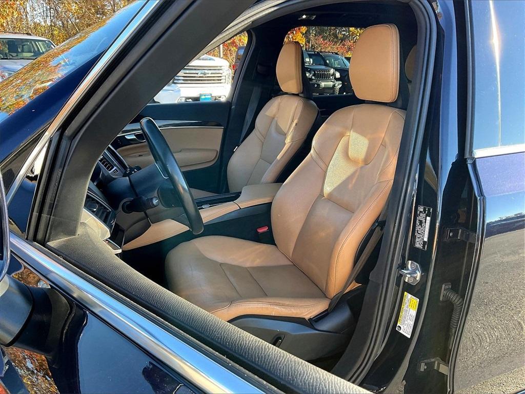 used 2019 Volvo XC90 car, priced at $20,627
