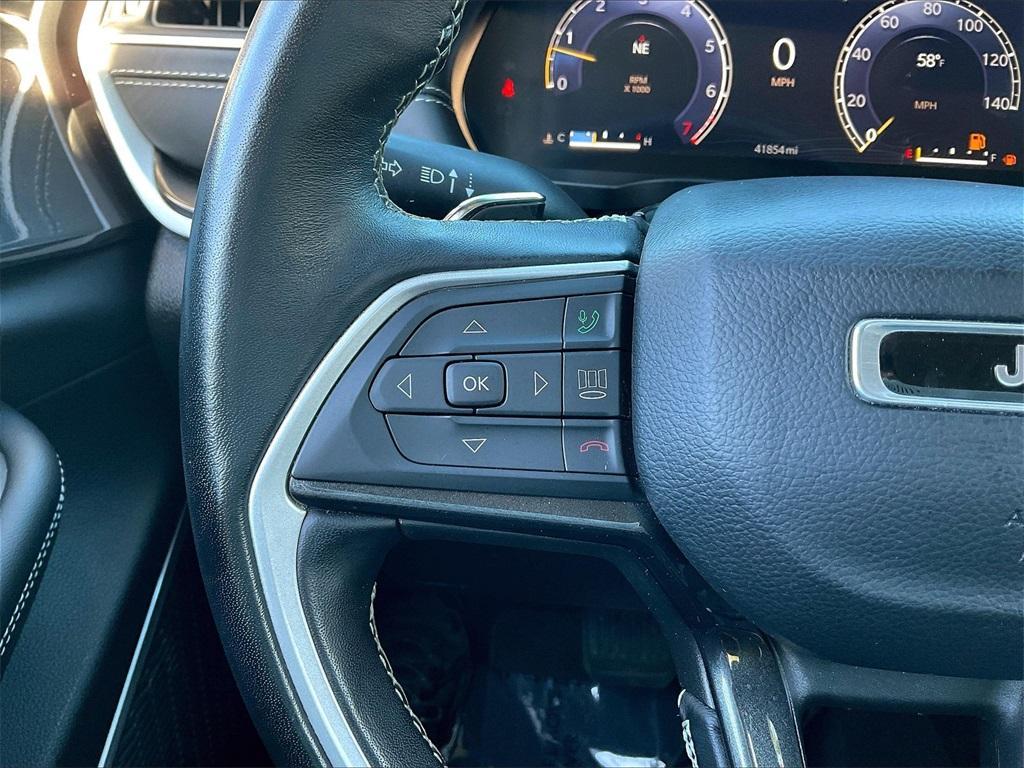 used 2022 Jeep Grand Cherokee car, priced at $28,404