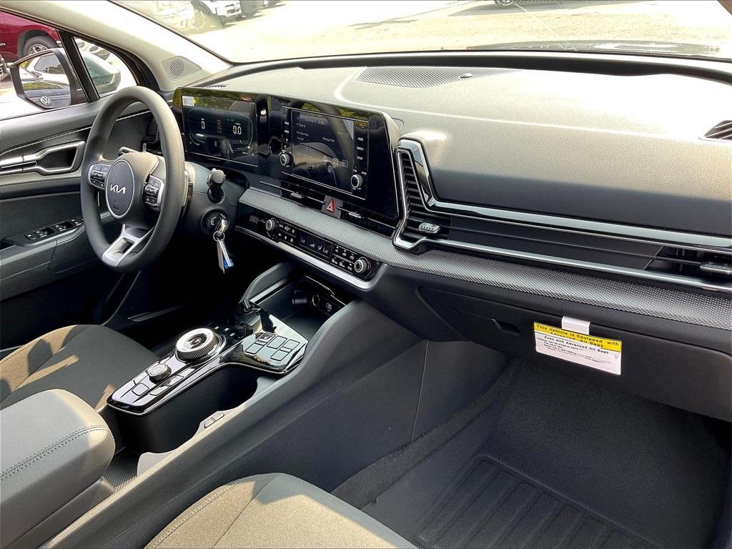 new 2025 Kia Sportage Hybrid car, priced at $30,205