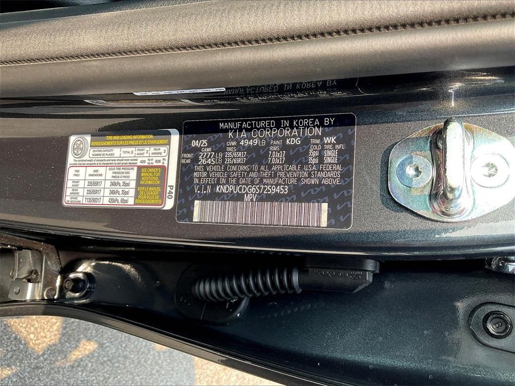 new 2025 Kia Sportage Hybrid car, priced at $30,205