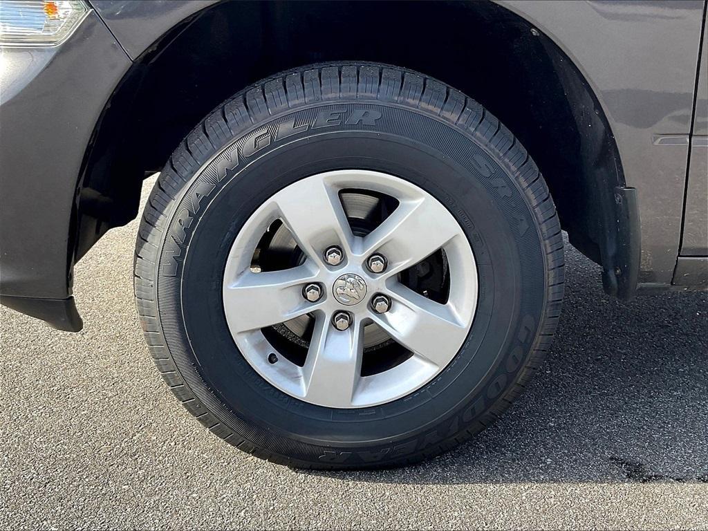 used 2018 Ram 1500 car, priced at $17,997