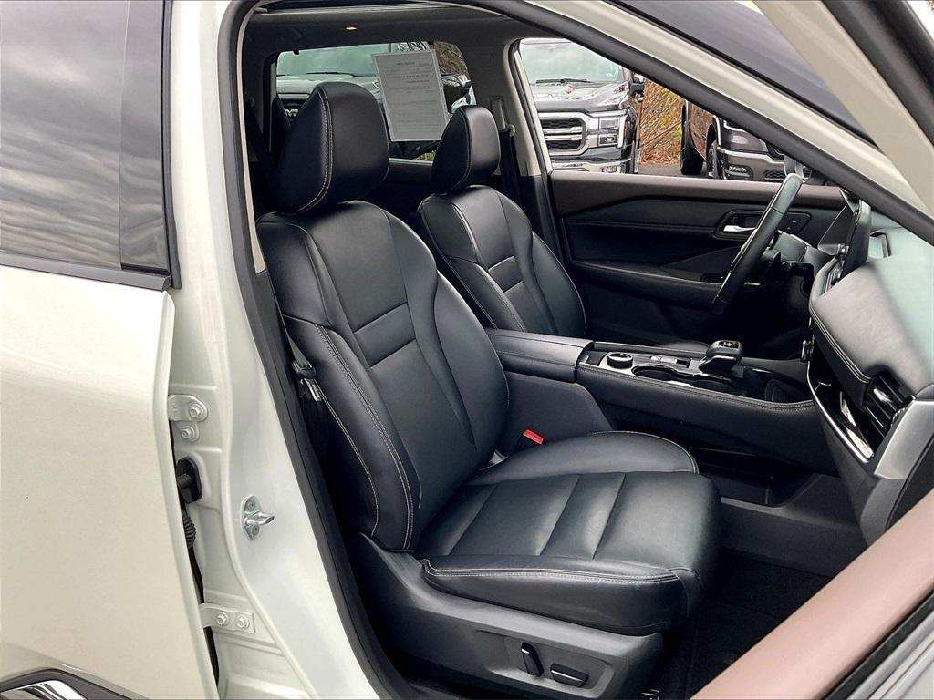 used 2023 Nissan Rogue car, priced at $24,977