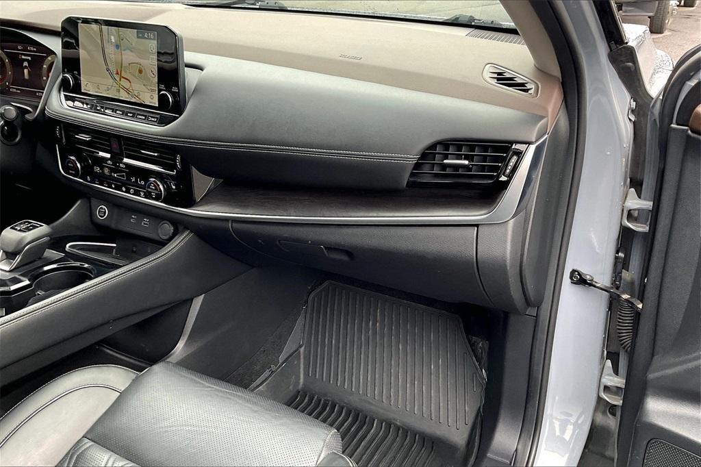 used 2021 Nissan Rogue car, priced at $24,423