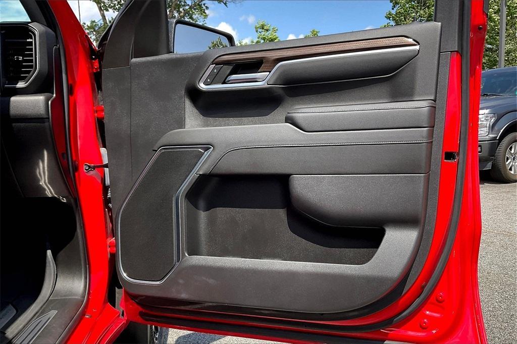 used 2022 Chevrolet Silverado 1500 car, priced at $43,557
