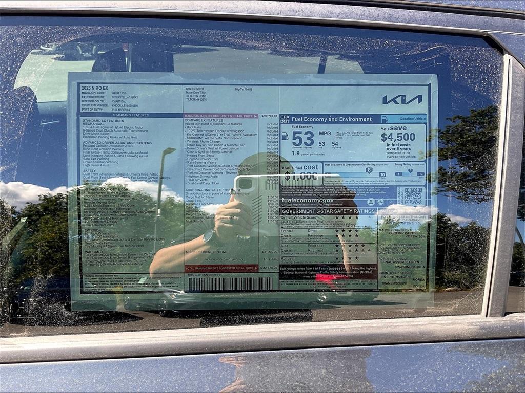 new 2025 Kia Niro car, priced at $28,842