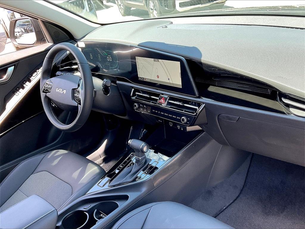 new 2025 Kia Niro car, priced at $28,842