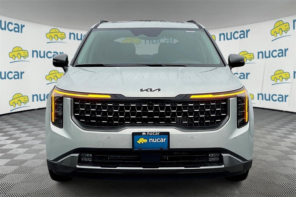 new 2026 Kia Carnival Hybrid car, priced at $54,285