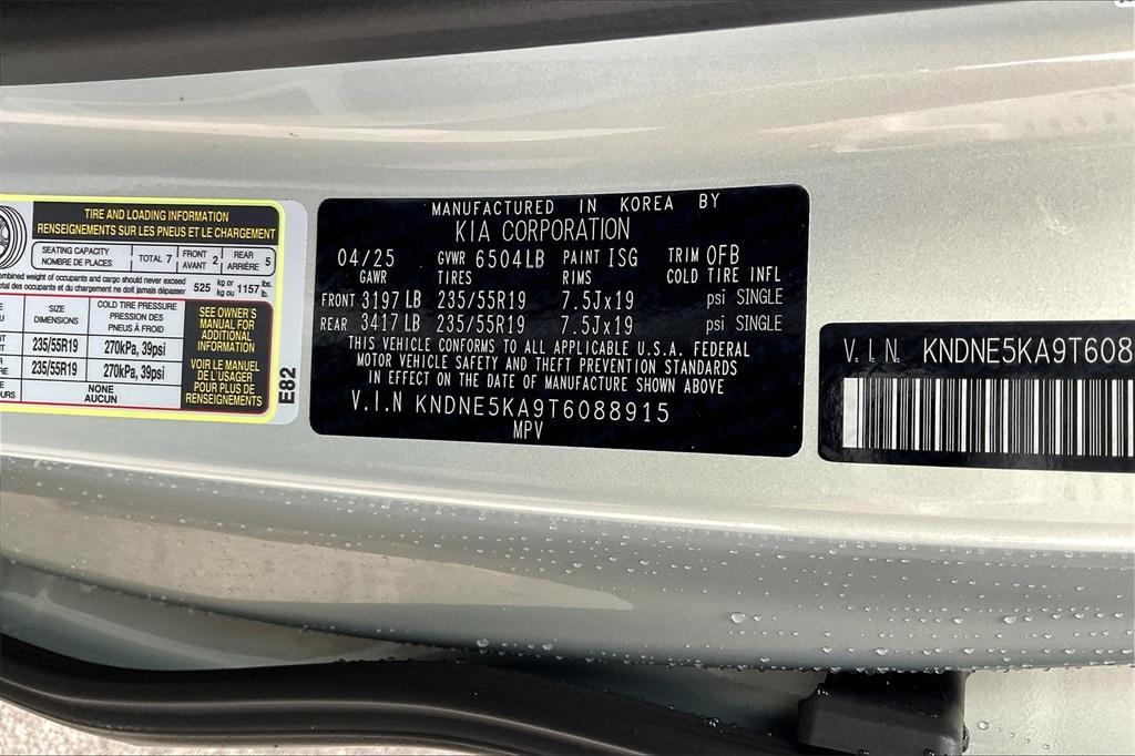 new 2026 Kia Carnival Hybrid car, priced at $54,285