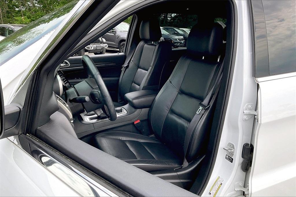 used 2022 Jeep Grand Cherokee WK car, priced at $28,223