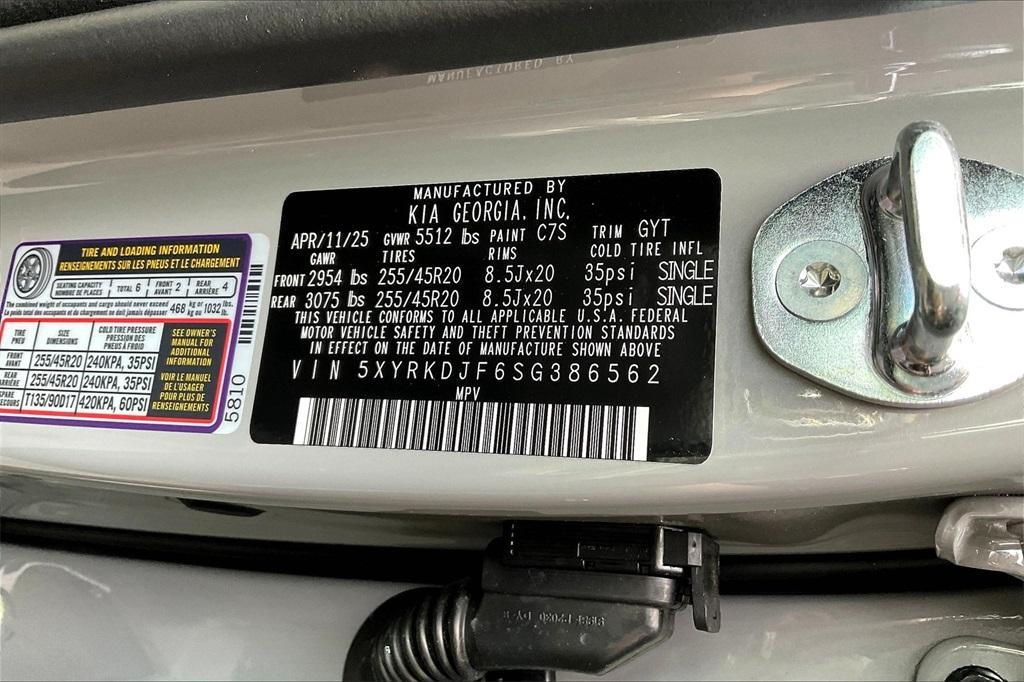 new 2025 Kia Sorento car, priced at $41,079