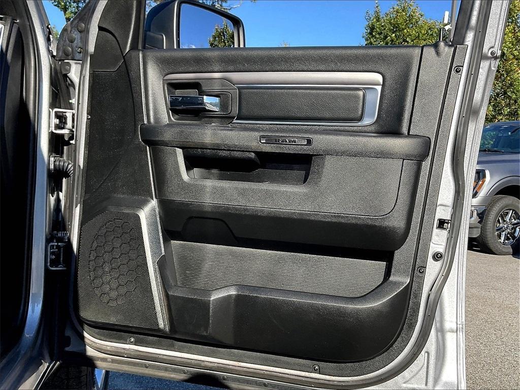 used 2022 Ram 1500 Classic car, priced at $29,623