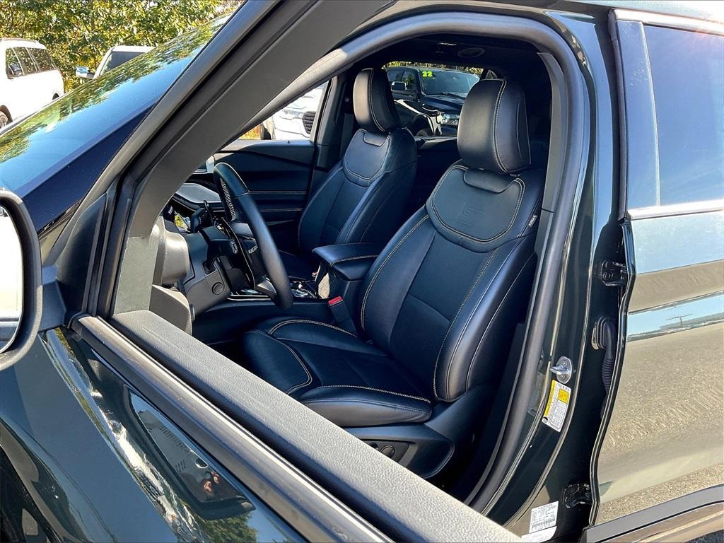 used 2023 Ford Explorer car, priced at $44,489