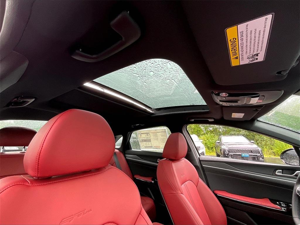 new 2025 Kia K5 car, priced at $29,615