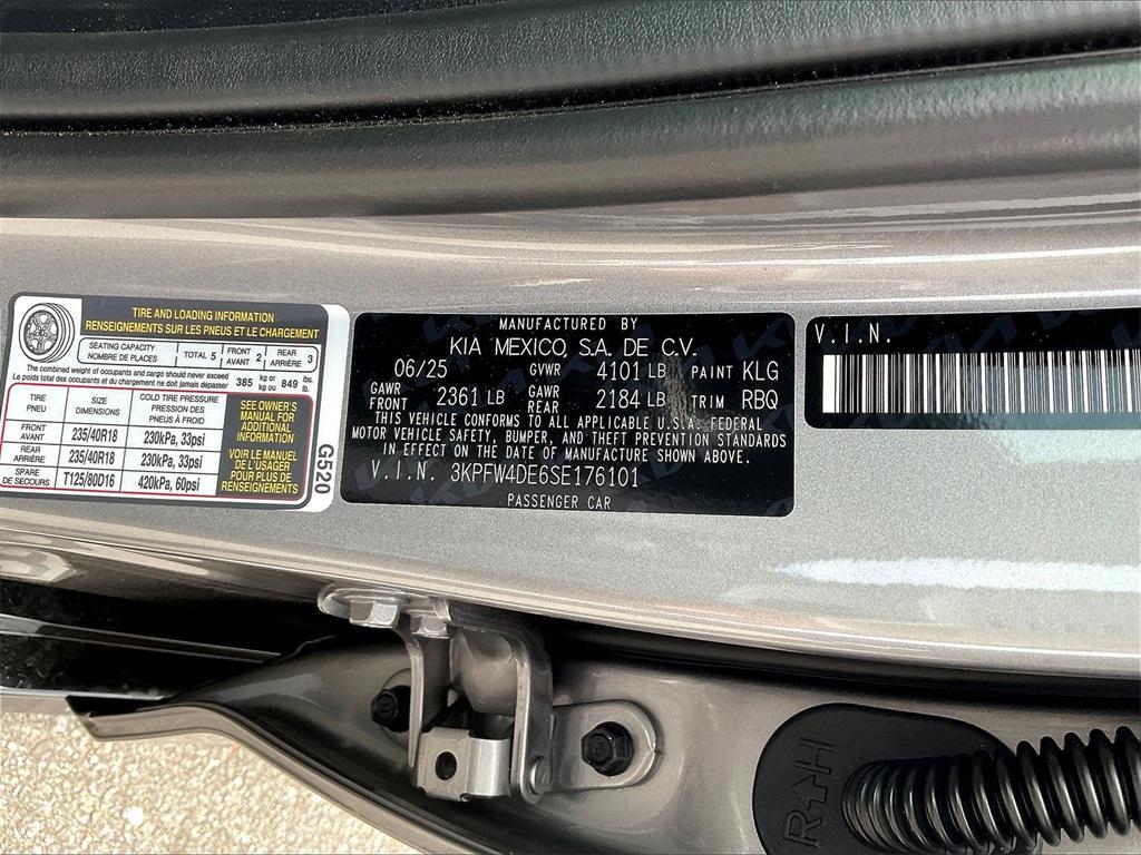 new 2025 Kia K4 car, priced at $23,939