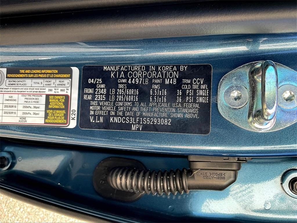 new 2025 Kia Niro Plug-In Hybrid car, priced at $33,649