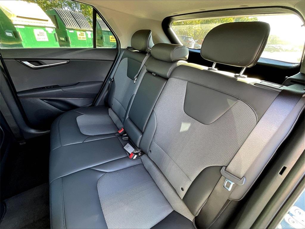 new 2025 Kia Niro Plug-In Hybrid car, priced at $33,649