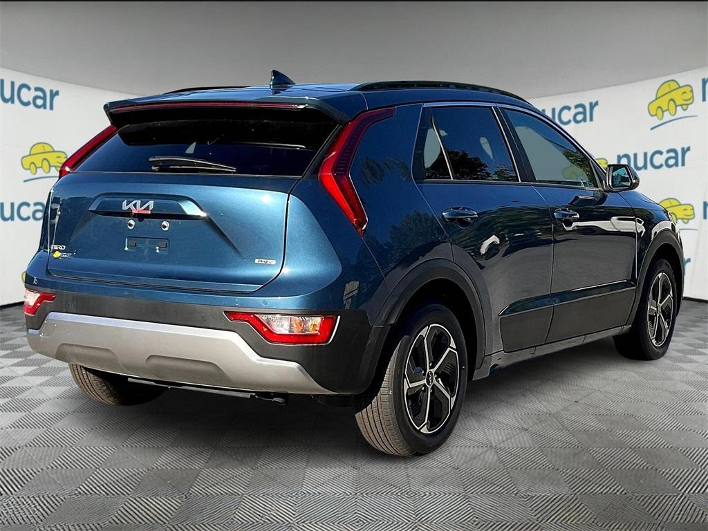 new 2025 Kia Niro Plug-In Hybrid car, priced at $33,649