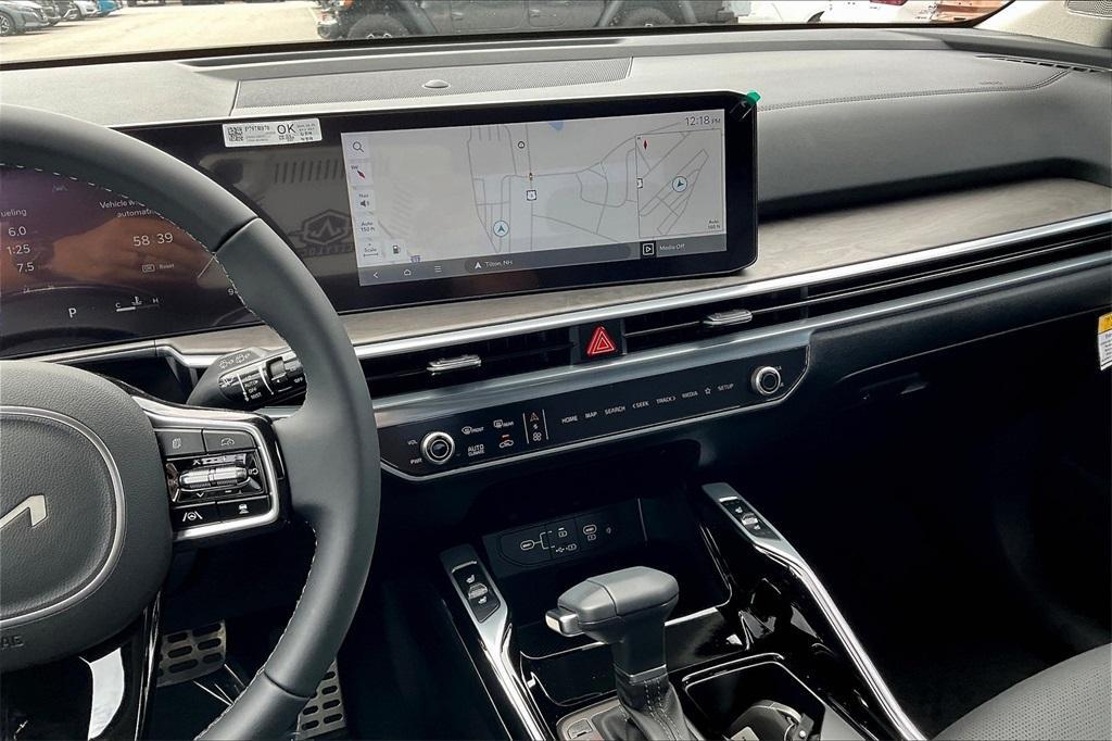 new 2025 Kia Sorento car, priced at $39,964
