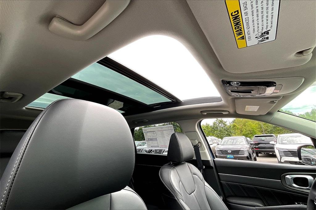 new 2025 Kia Sorento car, priced at $39,964