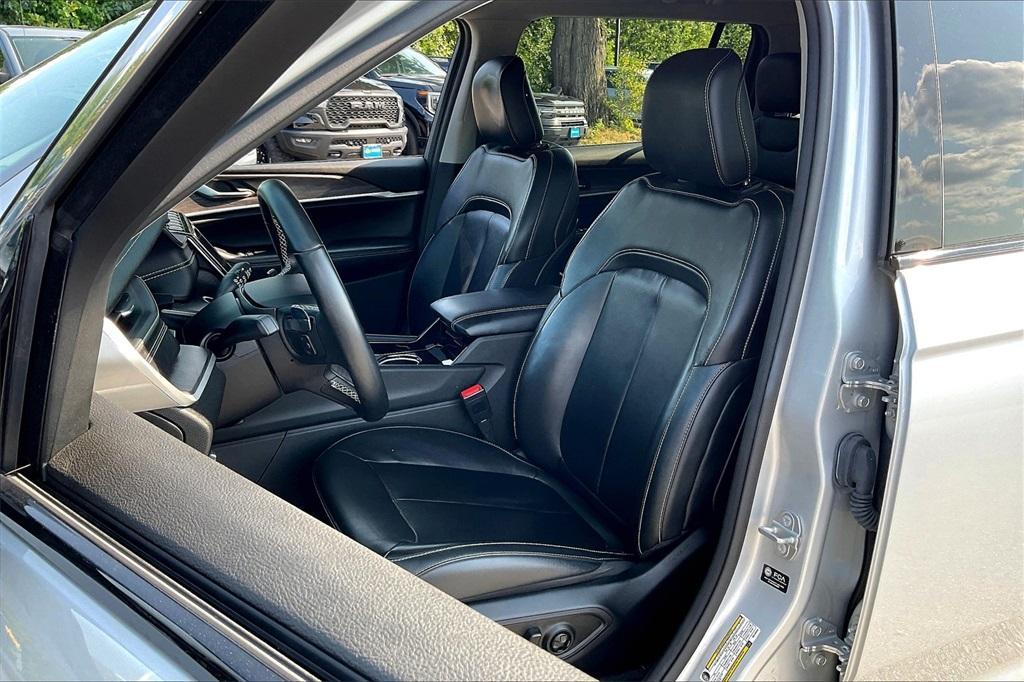 used 2021 Jeep Grand Cherokee L car, priced at $30,763